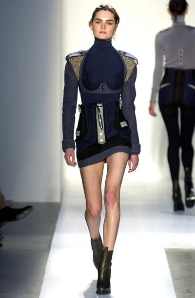 Look 18